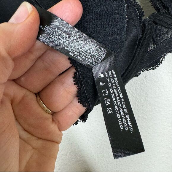 Natori Feathers Contour Plunge Bra Lace Overlay Black Flattering Underwire 36D - Picture 3 of 4